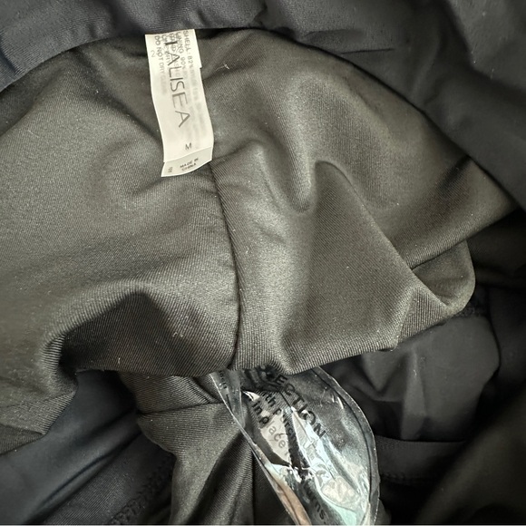 Talisea 2 Piece Black Tankini Swimsuit NWT Medium - Picture 7 of 7